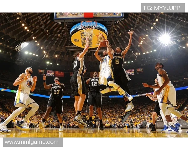 勇士与快船全场录像直播精彩回顾及赛后分析年月