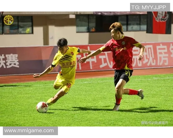 重庆足球队在大师赛中的比赛经验与表现分析